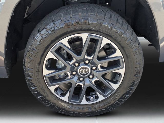 Used 2023 Toyota Tundra Limited image 9