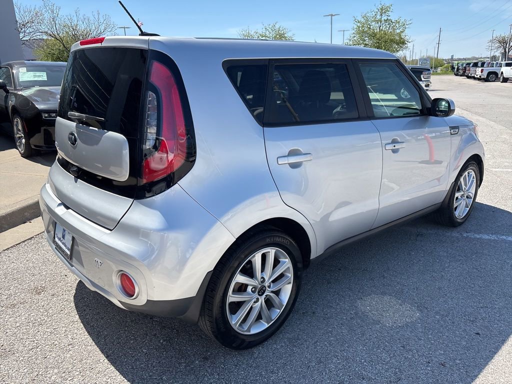 Used 2017 Kia Soul + w/ Audio Package image 26