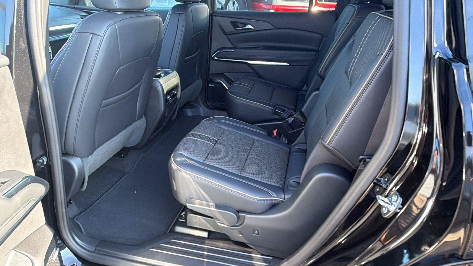 New 2026 Chevrolet Traverse High Country AWD/4WD image 19