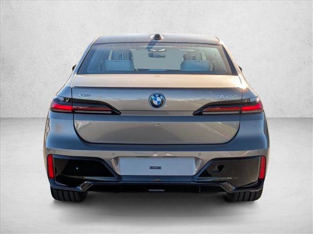 New 2026 BMW 750e xDrive w/ Executive Package image 8