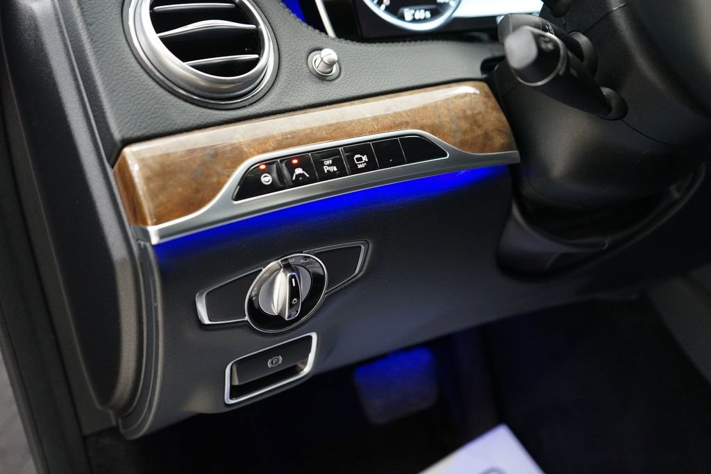Used 2015 Mercedes-Benz S 550 4MATIC Sedan image 30