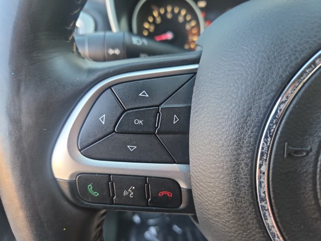 Used 2018 Jeep Compass Latitude w/ Popular Equipment Group AWD/4WD image 20