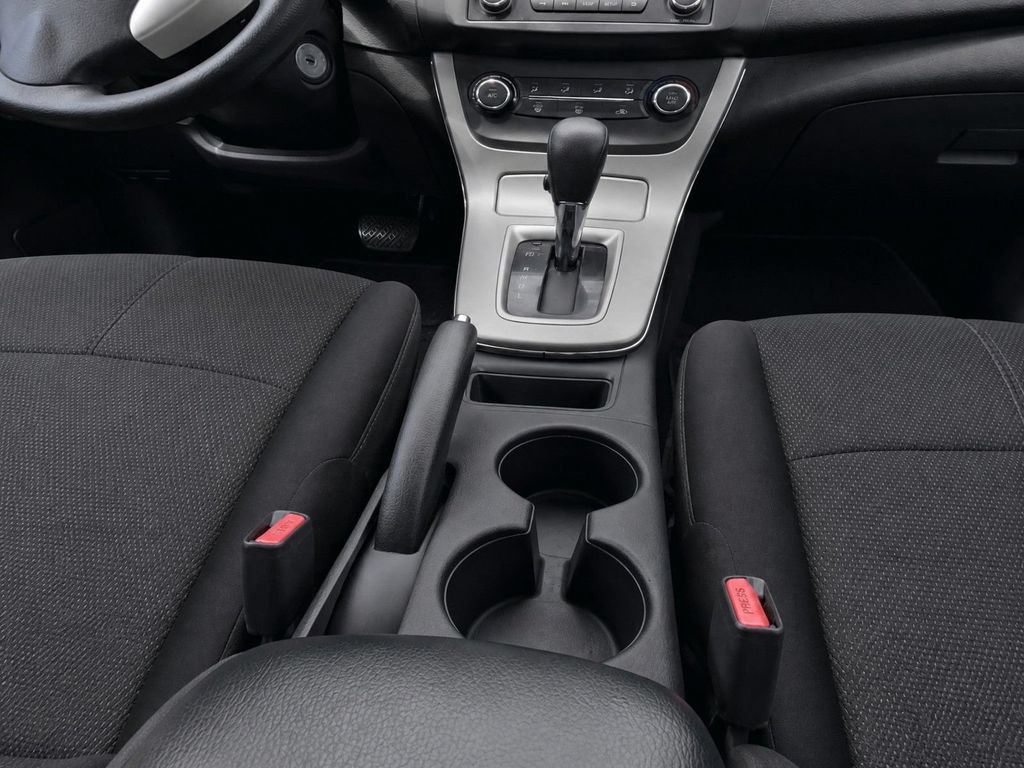 Used 2015 Nissan Sentra S FWD image 5