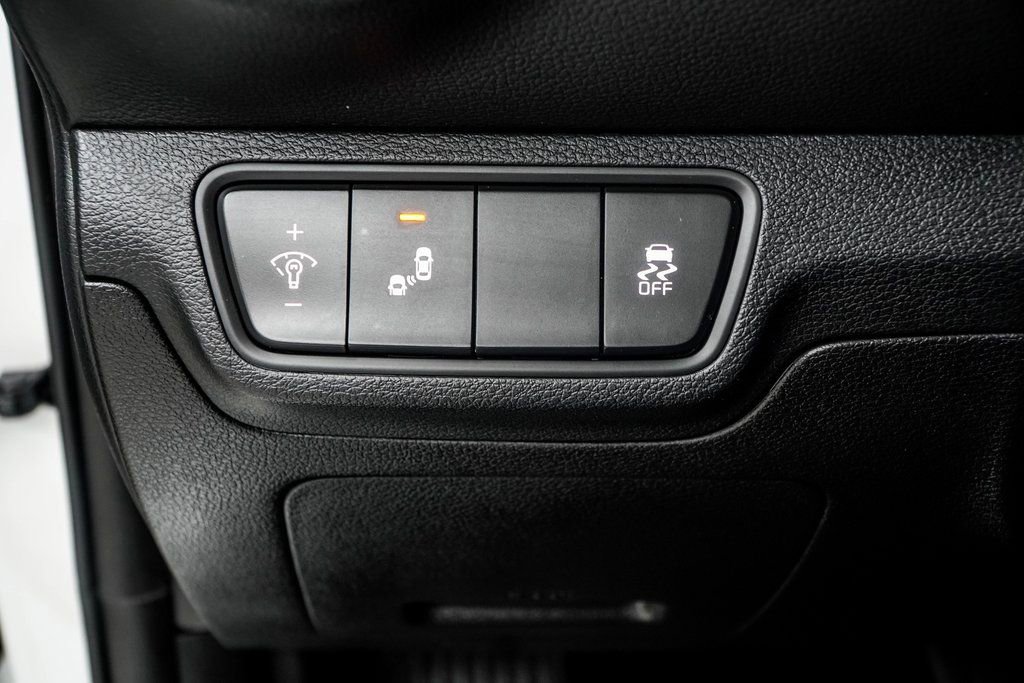 Used 2023 Kia Forte LXS w/ LXS Technology Package image 34