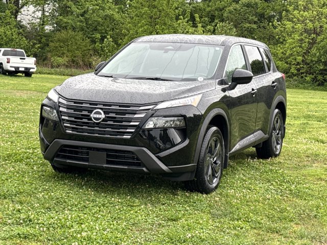 New 2026 Nissan Rogue SV w/ Cold Weather Package AWD/4WD image 12