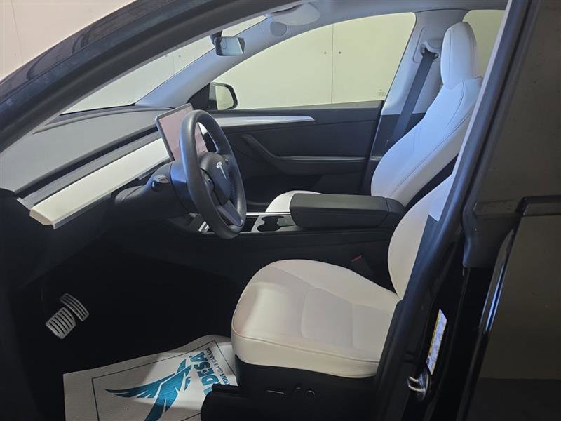 Used 2023 Tesla Model Y Performance AWD/4WD image 7