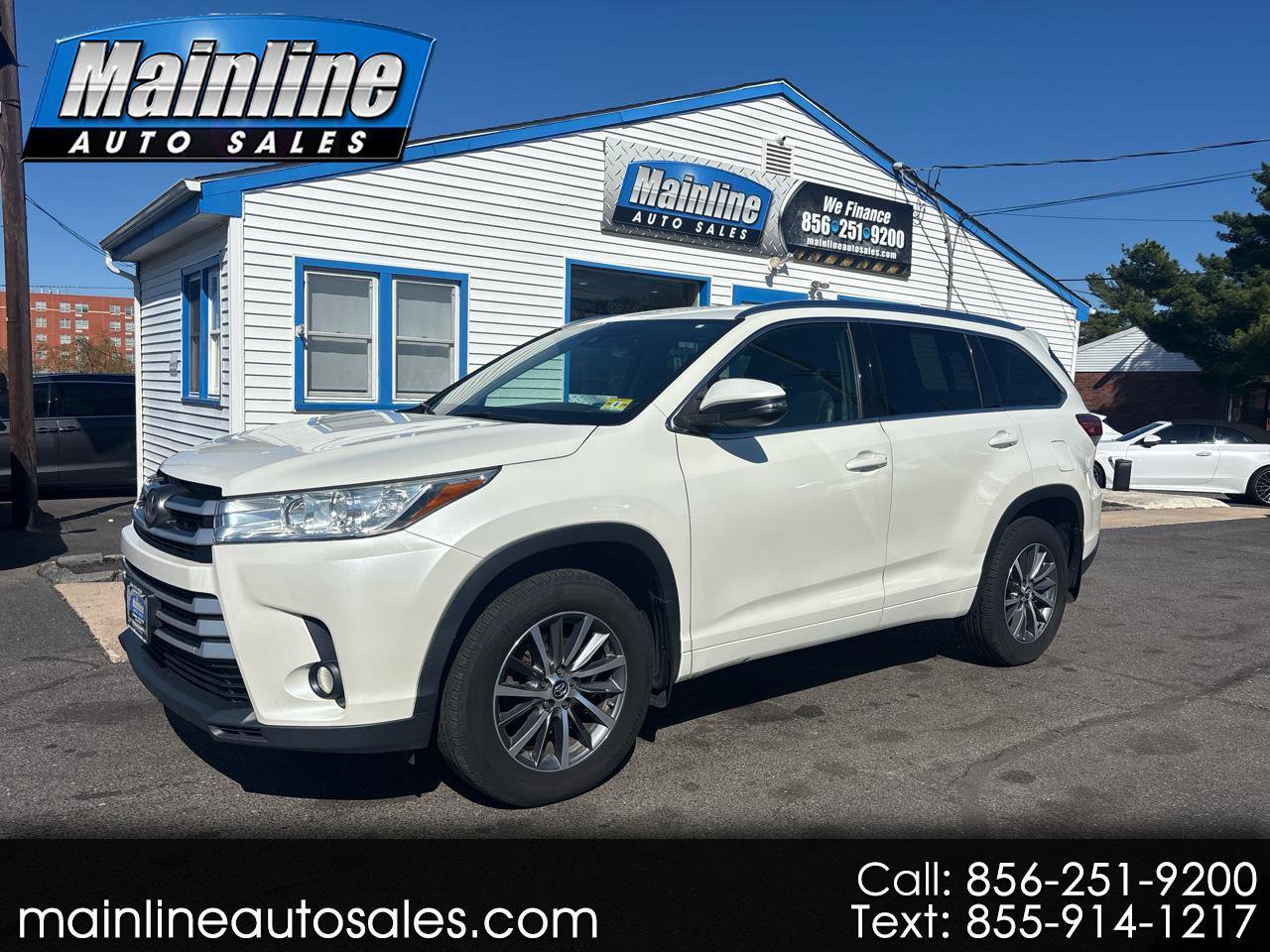 Used 2017 Toyota Highlander XLE image 1