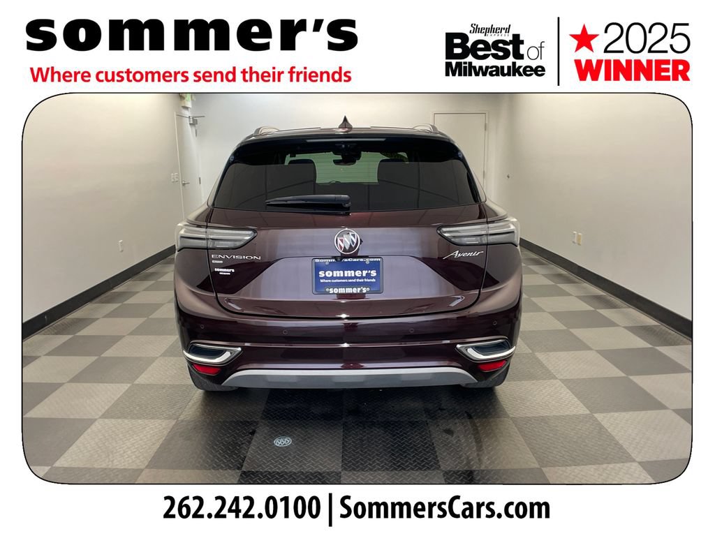 Used 2022 Buick Envision Avenir w/ Technology Package II AWD/4WD image 4