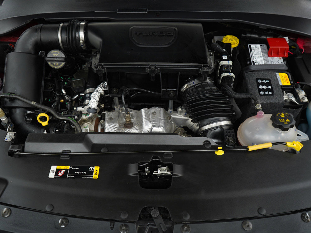 Used 2025 Jeep Compass Trailhawk image 30