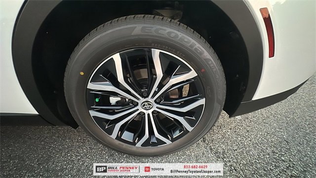 New 2026 Toyota Crown XLE image 19