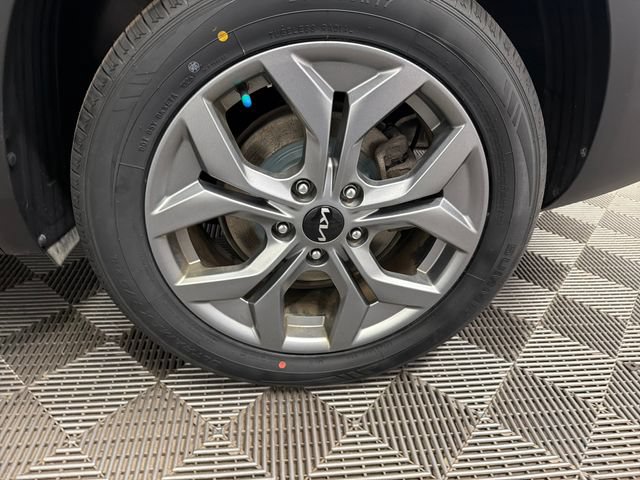 Certified 2024 Kia Seltos S AWD/4WD image 29