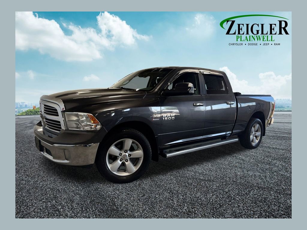 Used 2017 RAM 1500 Classic SLT w/ SLT Plus D←cor Group