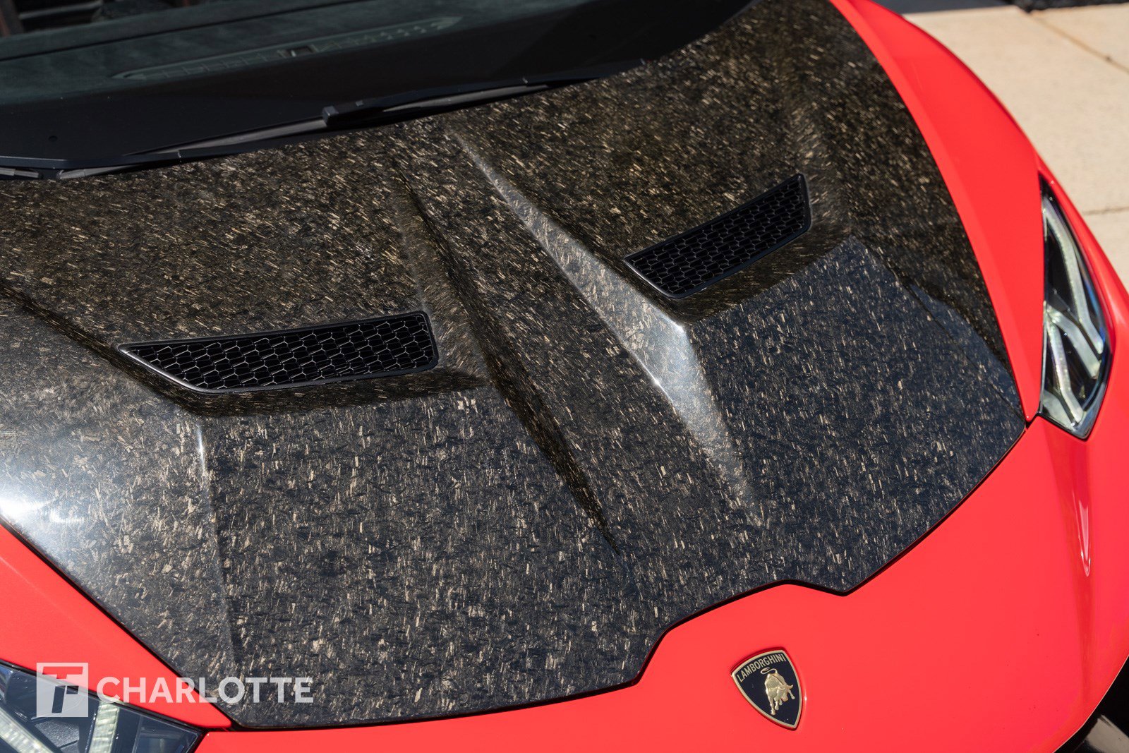 Used 2018 Lamborghini Huracan Performante image 3