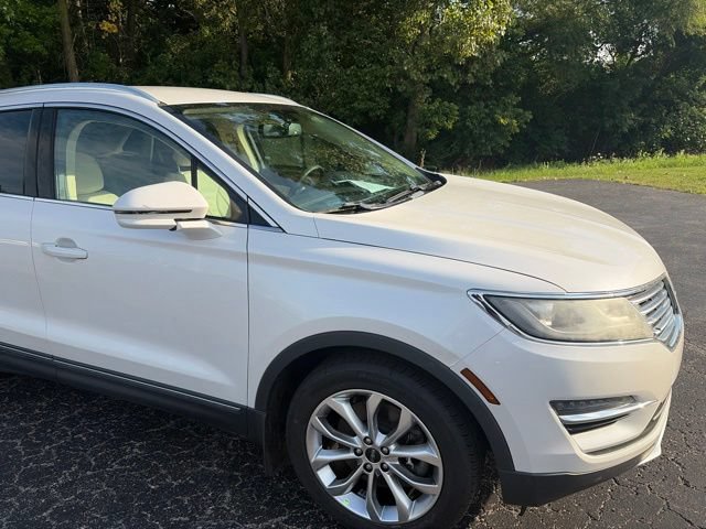 Used 2016 Lincoln MKC Select w/ Select Plus Package FWD image 9