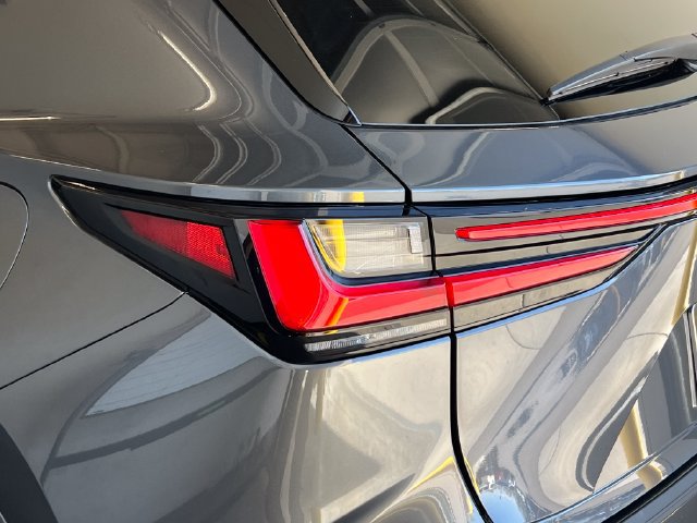 Used 2025 Lexus NX 350 AWD w/ Cold Area Package image 16