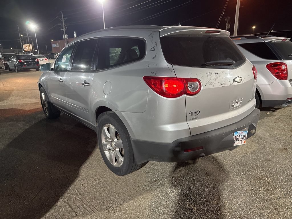 Used 2011 Chevrolet Traverse LTZ AWD/4WD image 6