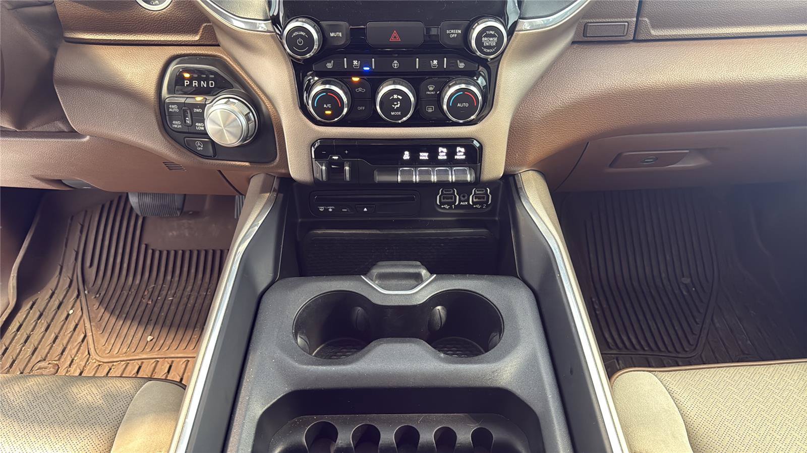 Used 2019 RAM 1500 Laramie AWD/4WD image 22
