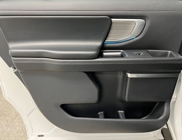 Used 2025 Ford Expedition Max Platinum image 42