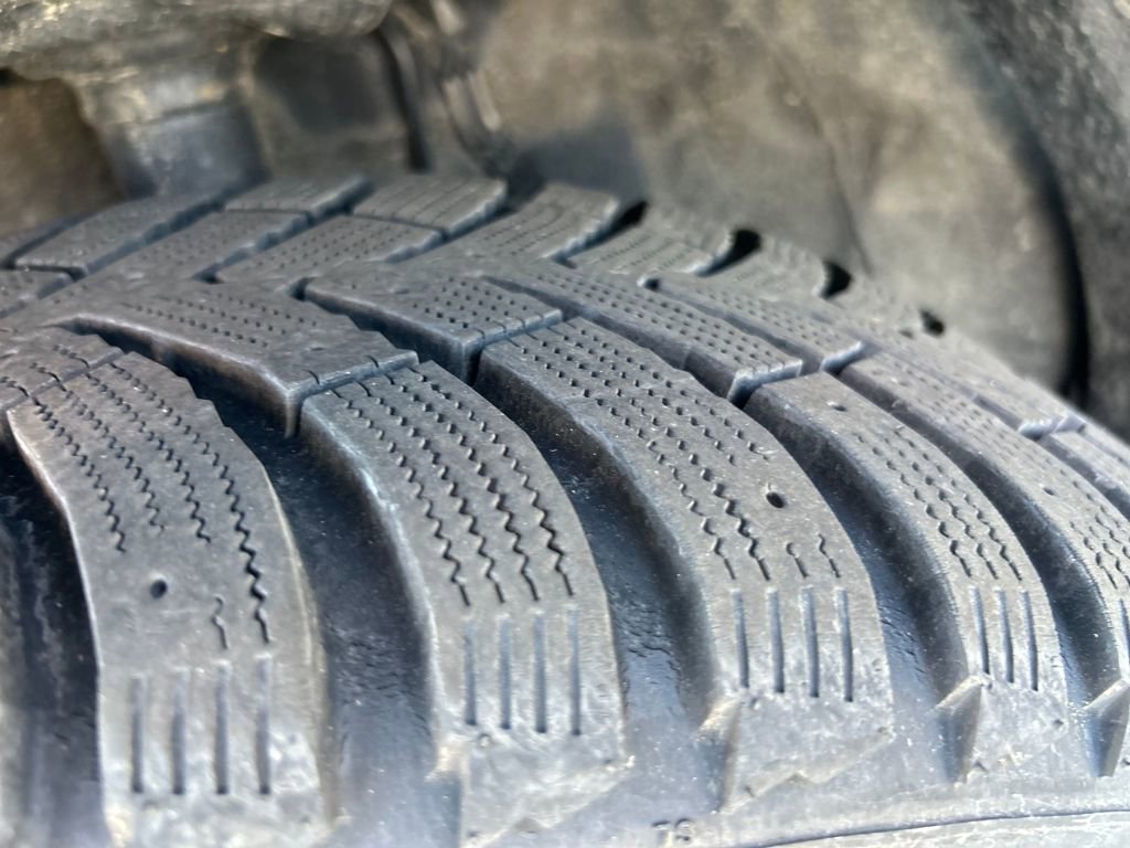 Used 2022 Lexus UX 250h 250h Base w/ Premium Package image 30