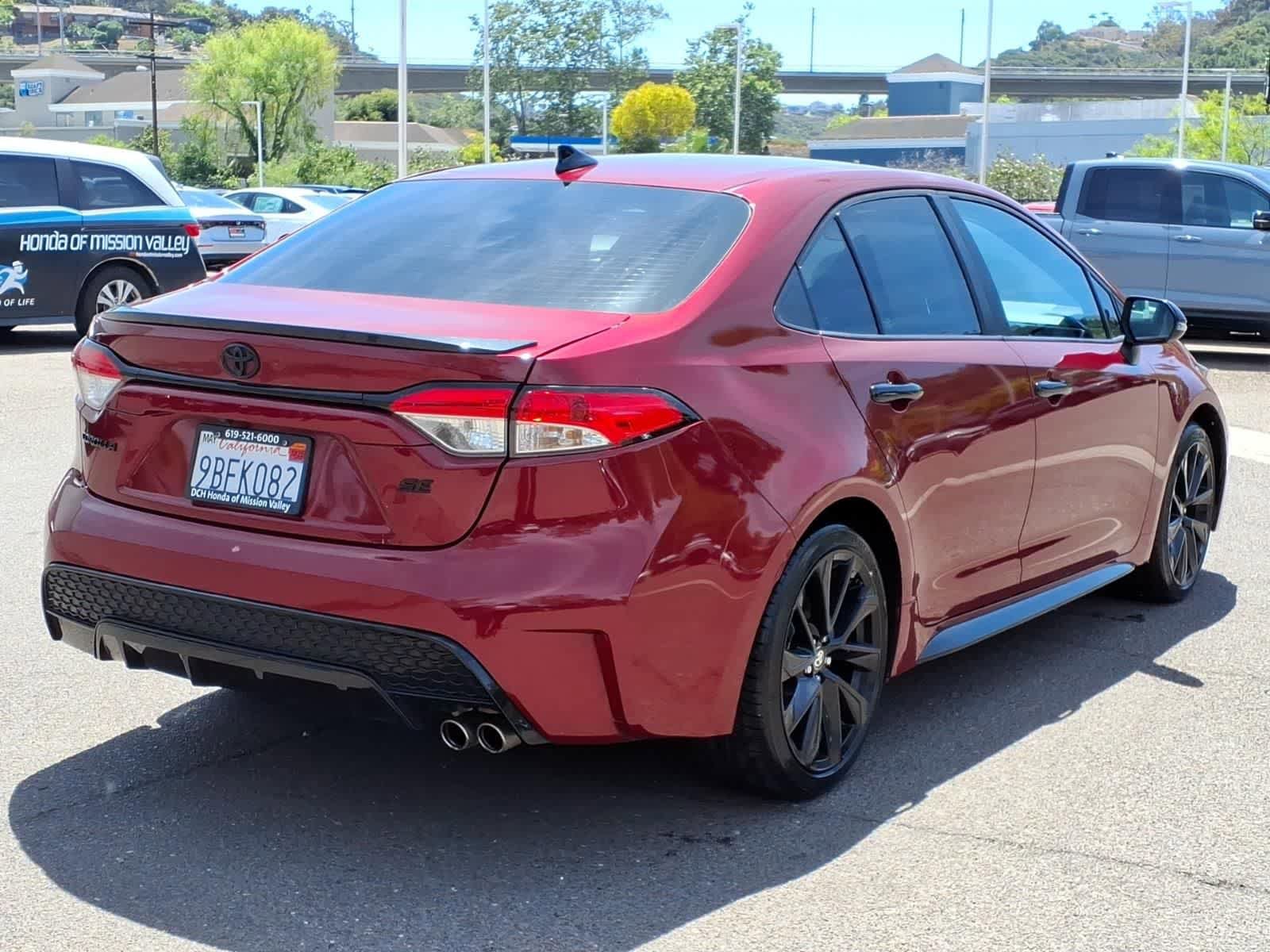 Used 2022 Toyota Corolla SE image 4