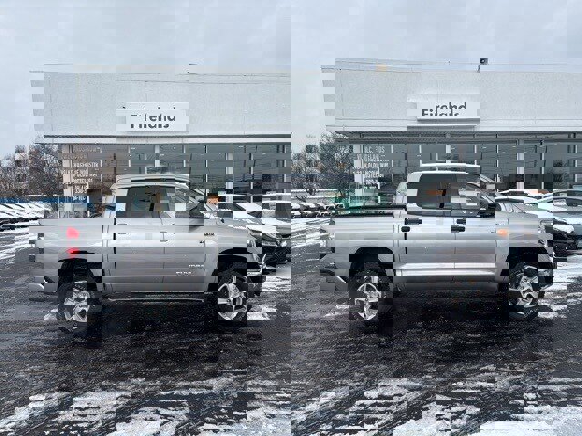 Used 2019 Toyota Tundra SR5 image 2
