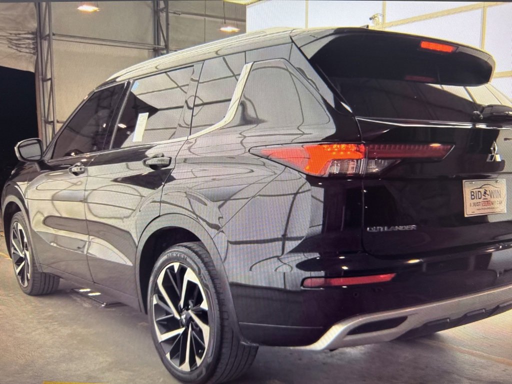 Used 2024 Mitsubishi Outlander SEL image 8