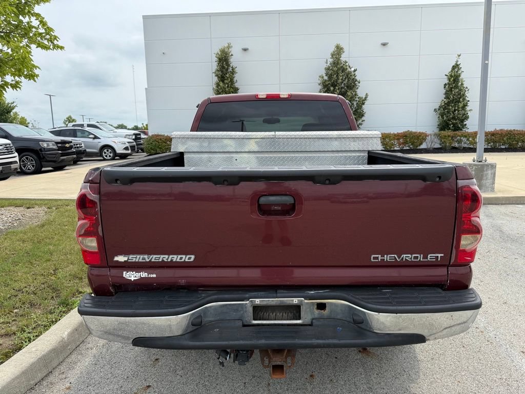 Used 2003 Chevrolet Silverado 1500 LS w/ Off-Road Package AWD/4WD image 9