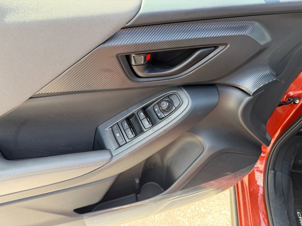 Used 2025 Subaru Crosstrek 2.0i Premium image 23