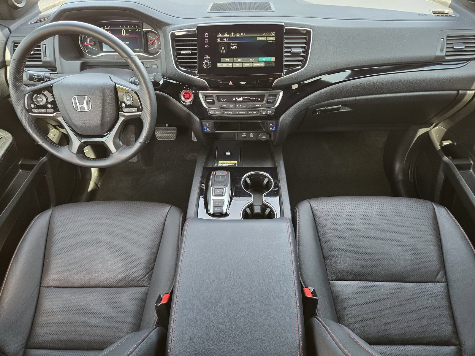 Used 2024 Honda Passport Black Edition image 30