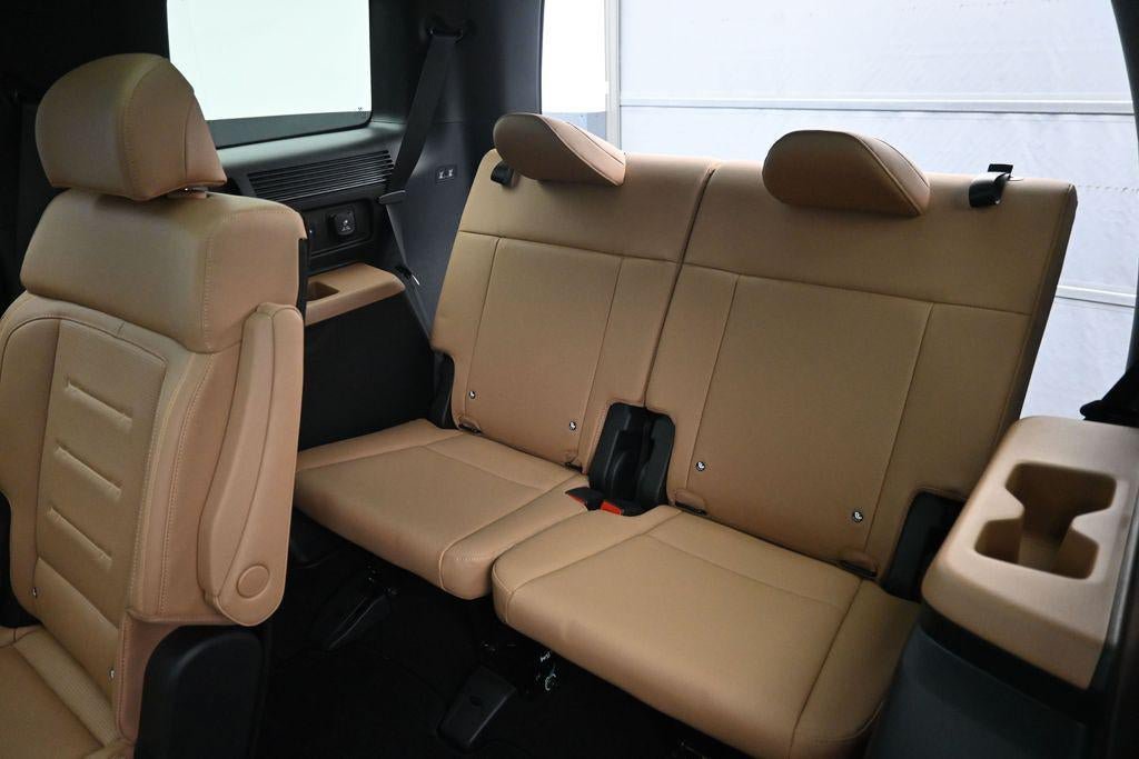 New 2026 Hyundai Santa Fe Calligraphy AWD/4WD image 32