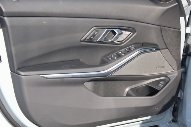 New 2026 BMW 330i xDrive Sedan w/ M Sport Package image 21