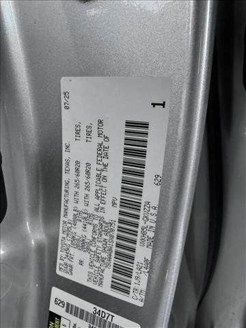 Certified 2025 Toyota Sequoia Platinum image 23