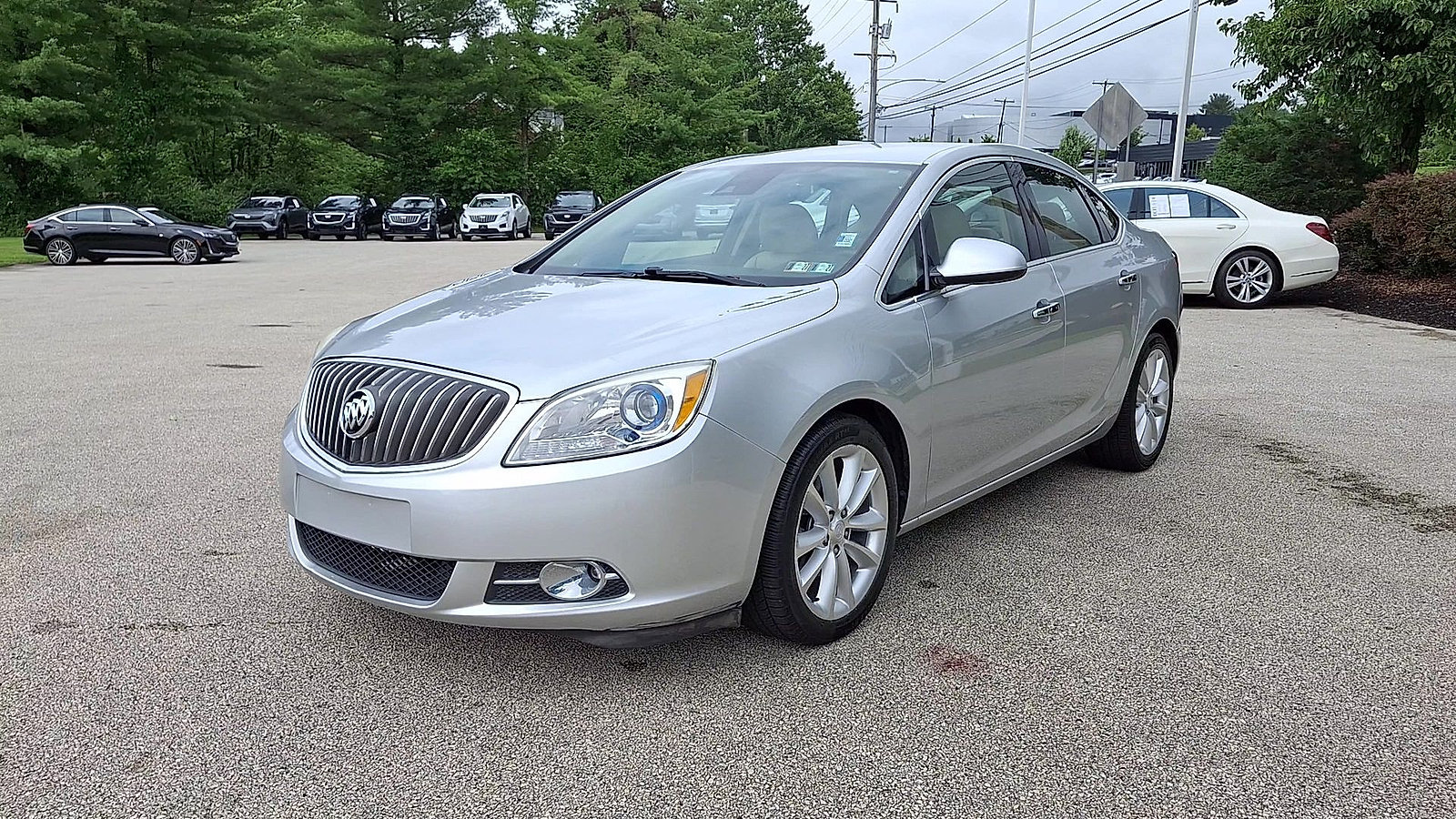 Used 2015 Buick Verano Leather FWD image 4