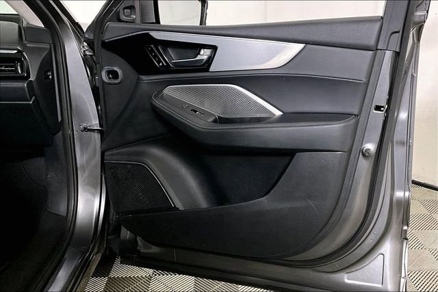 Used 2023 Acura MDX SH-AWD w/ Technology Package image 24