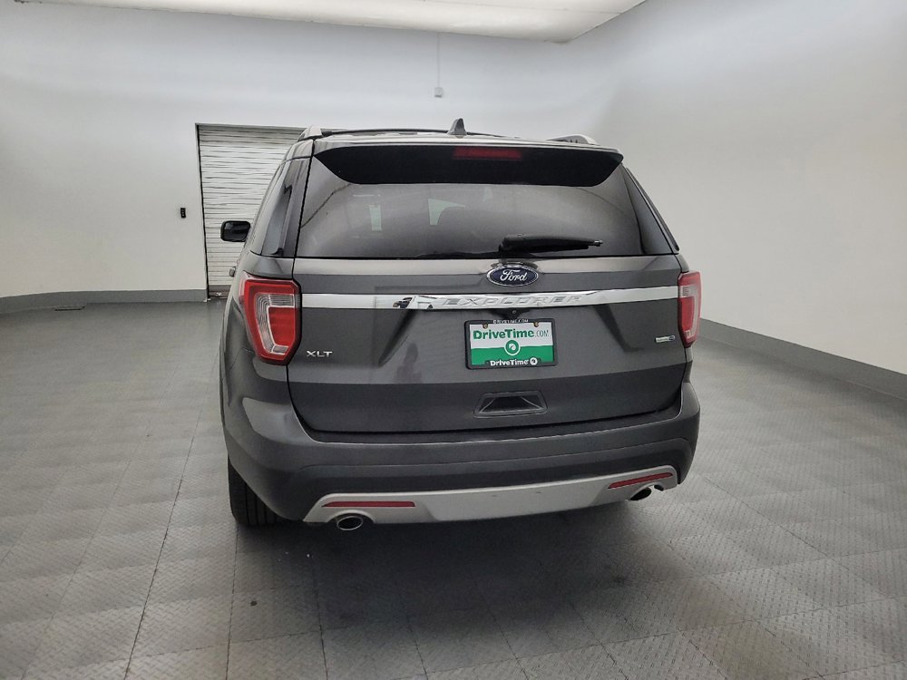 Used 2016 Ford Explorer XLT AWD/4WD image 6