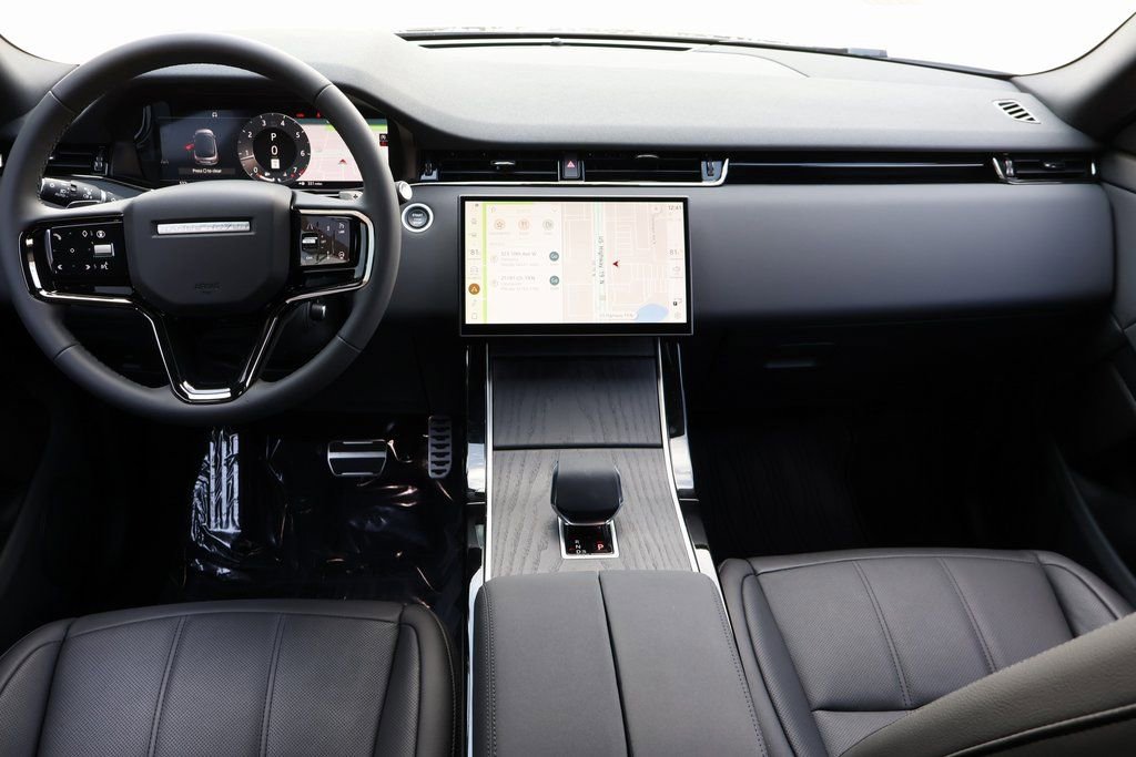 Used 2026 Land Rover Range Rover Evoque Dynamic SE image 13