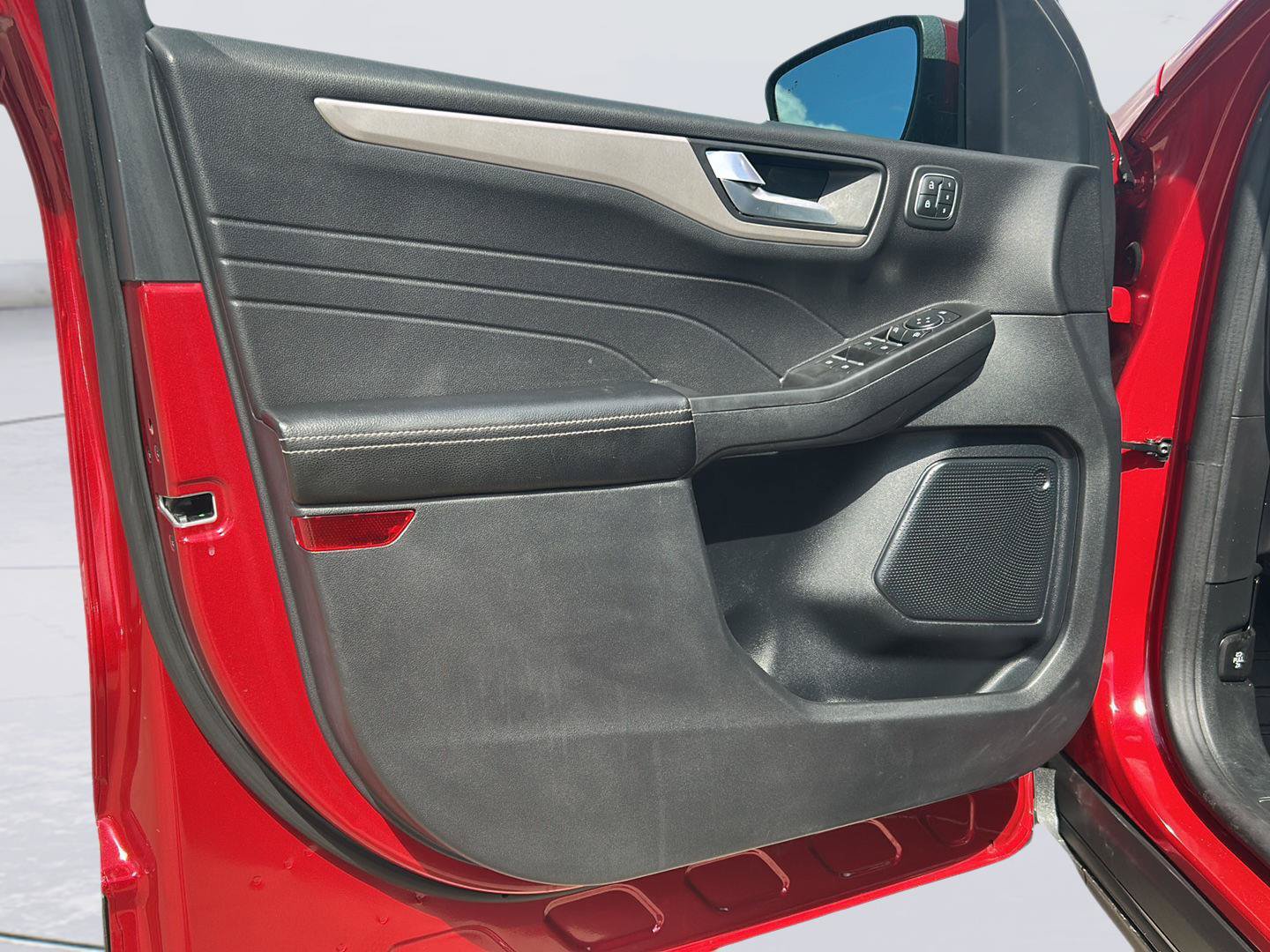 Certified 2021 Ford Escape SEL w/ Technology Package FWD image 8