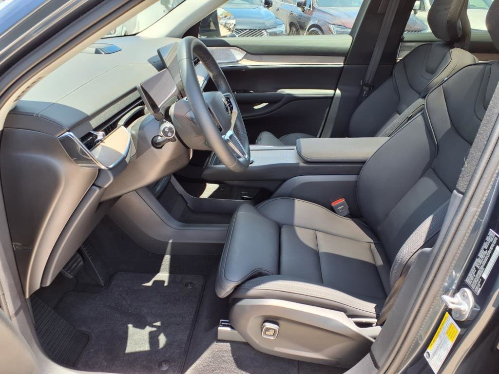 Used 2025 Volvo EX90 Ultra image 13