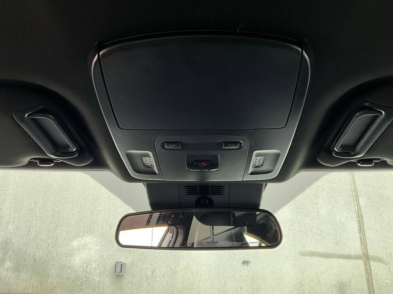 Used 2025 Toyota Camry SE image 16