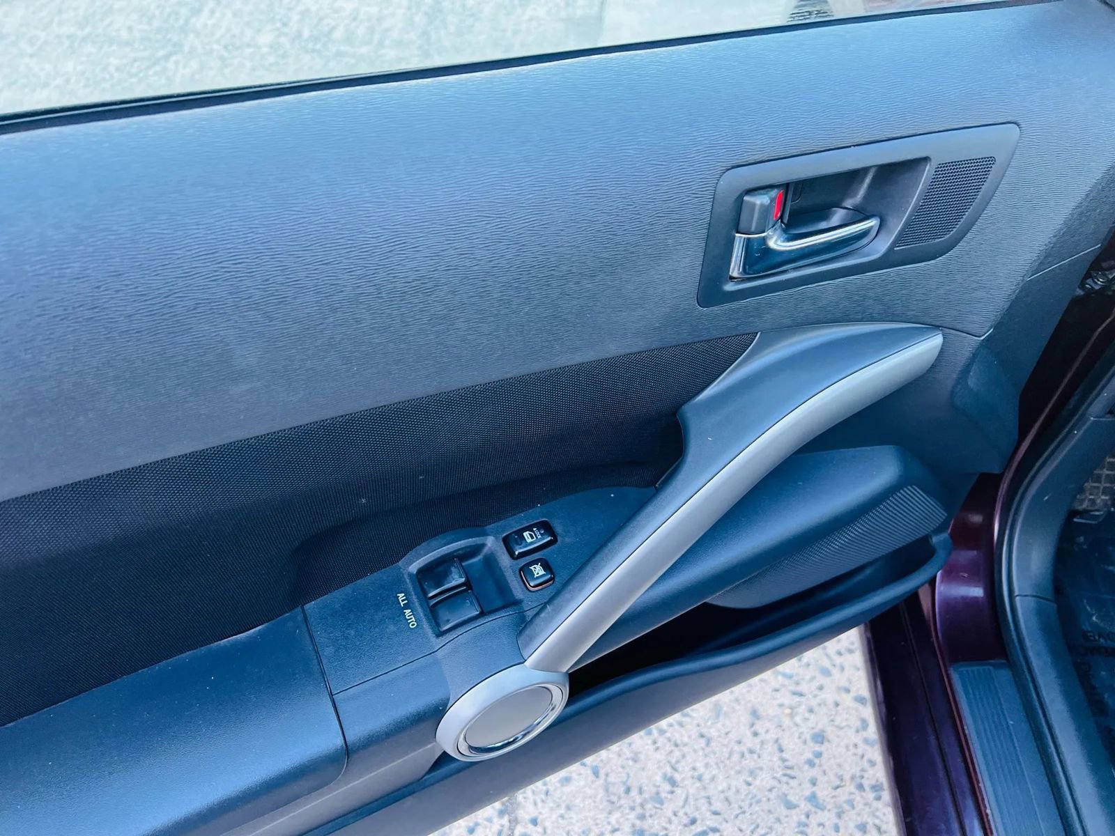 Used 2010 Scion tC image 16