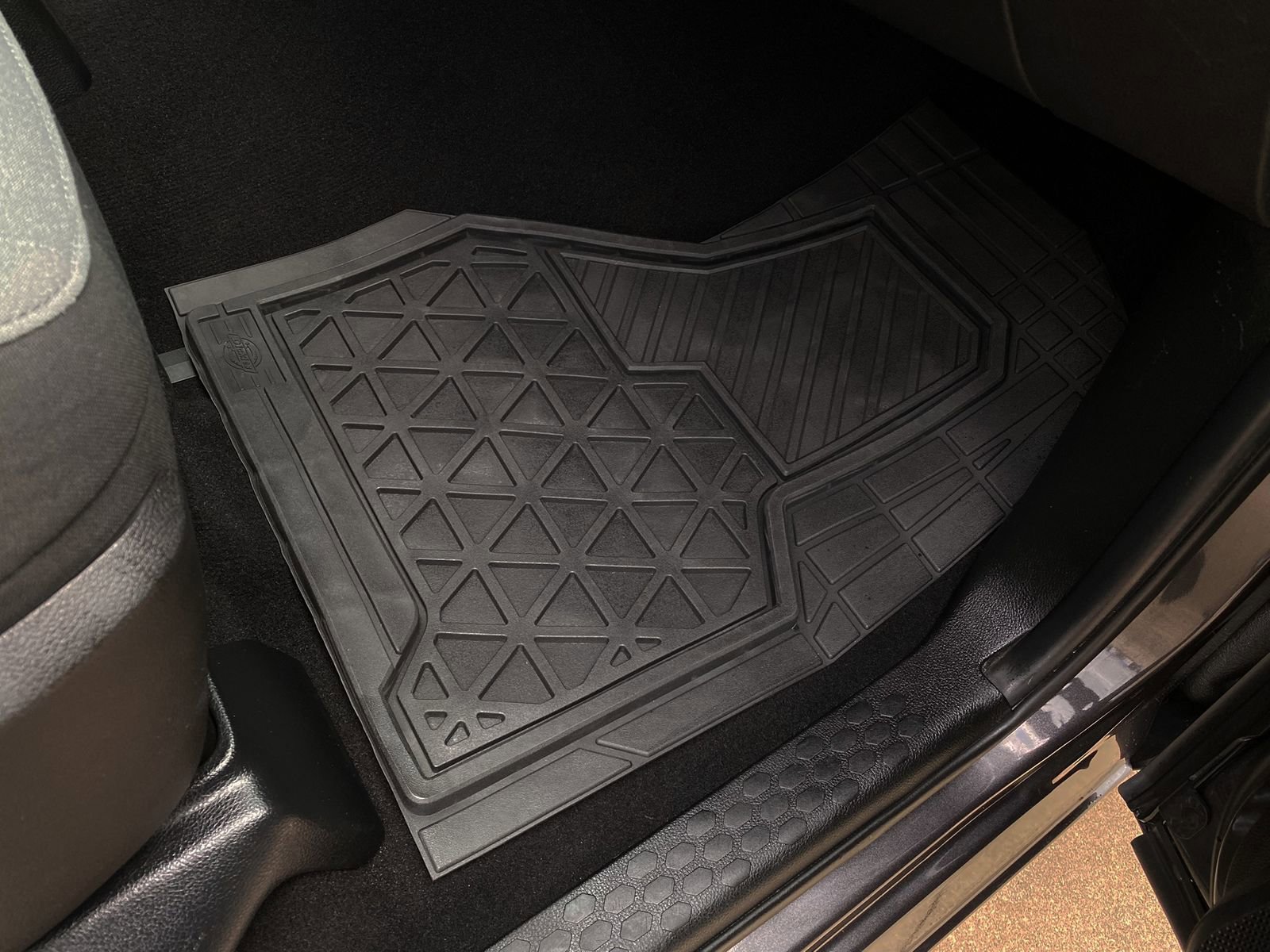 Used 2023 RAM 1500 Classic SLT image 22