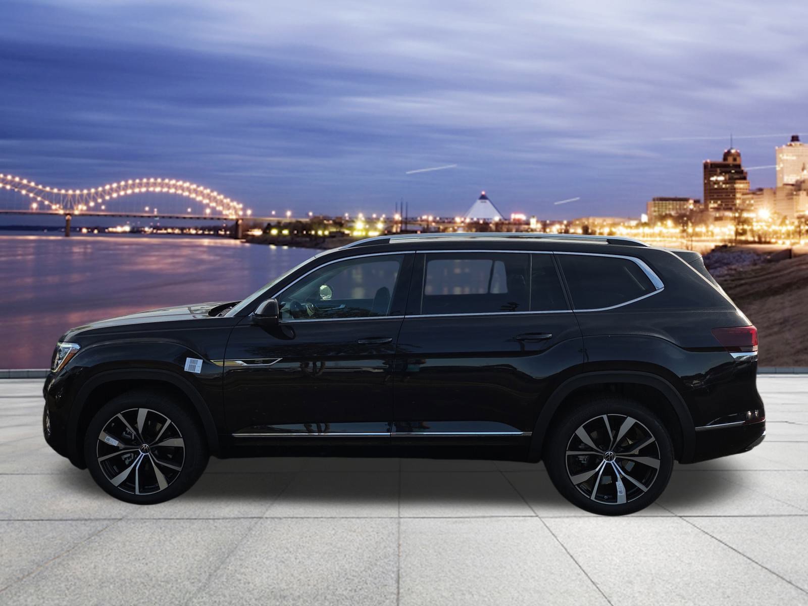 New 2026 Volkswagen Atlas SEL Premium R-Line image 2
