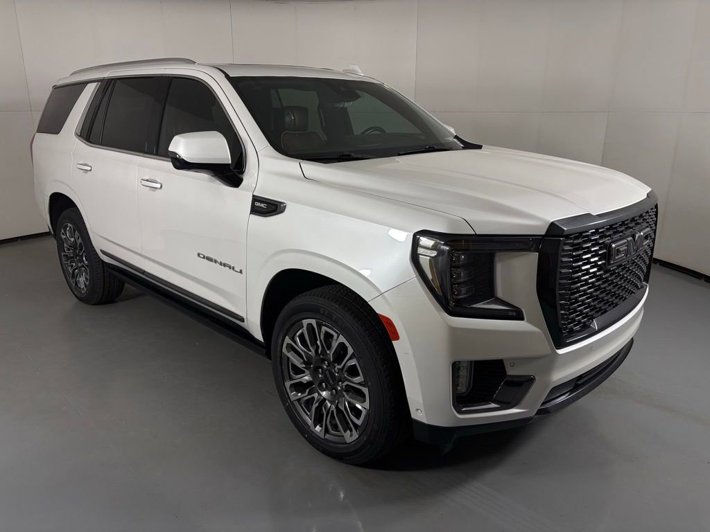 Used 2023 GMC Yukon Denali Ultimate image 2