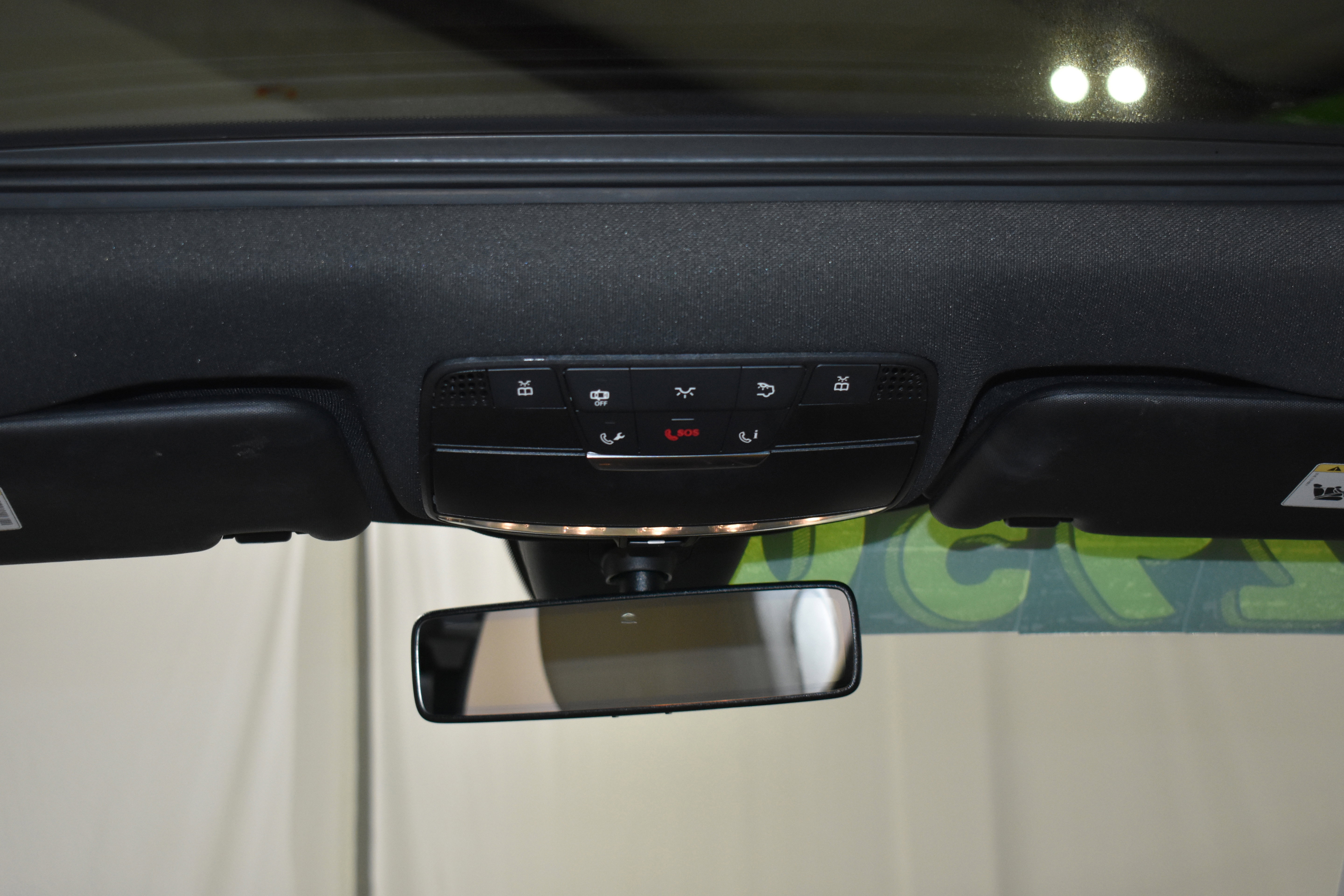 Used 2017 Mercedes-Benz E 400 4MATIC Wagon image 31