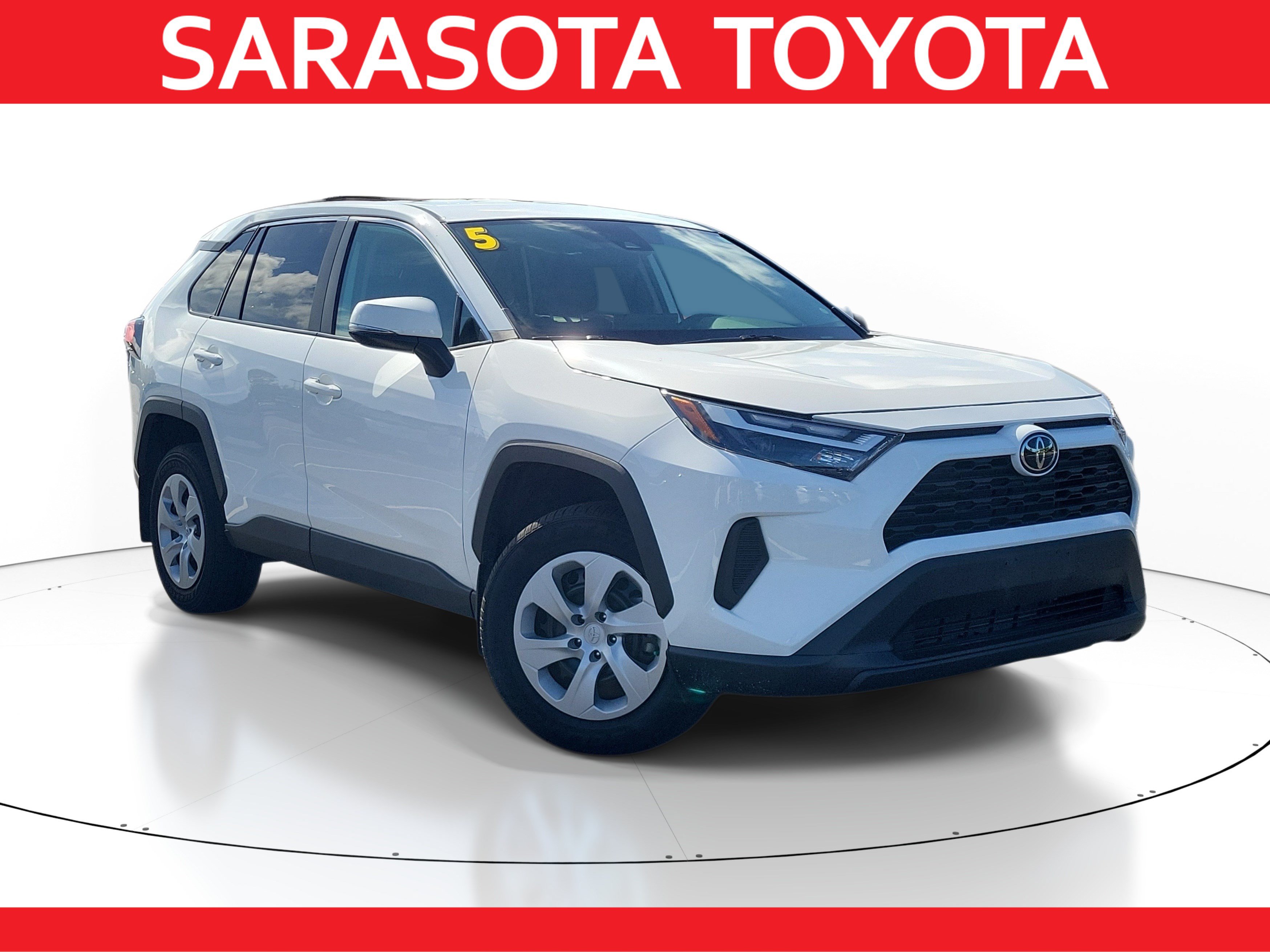 Used 2025 Toyota RAV4 LE AWD/4WD image 1