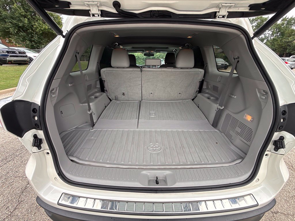 Used 2016 Toyota Highlander XLE AWD/4WD image 34