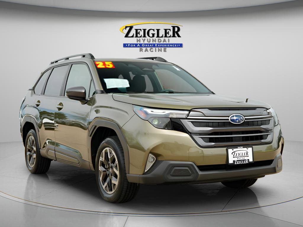 Used 2025 Subaru Forester Premium w/ Convenience Package #1 AWD/4WD image 1