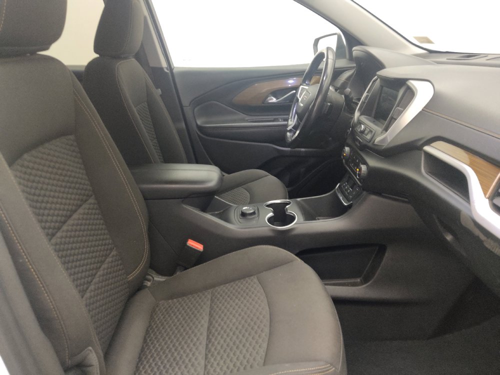 Used 2020 GMC Terrain SLE FWD image 21