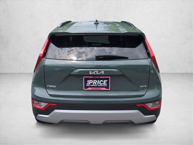 Used 2023 Kia Niro EX FWD image 6