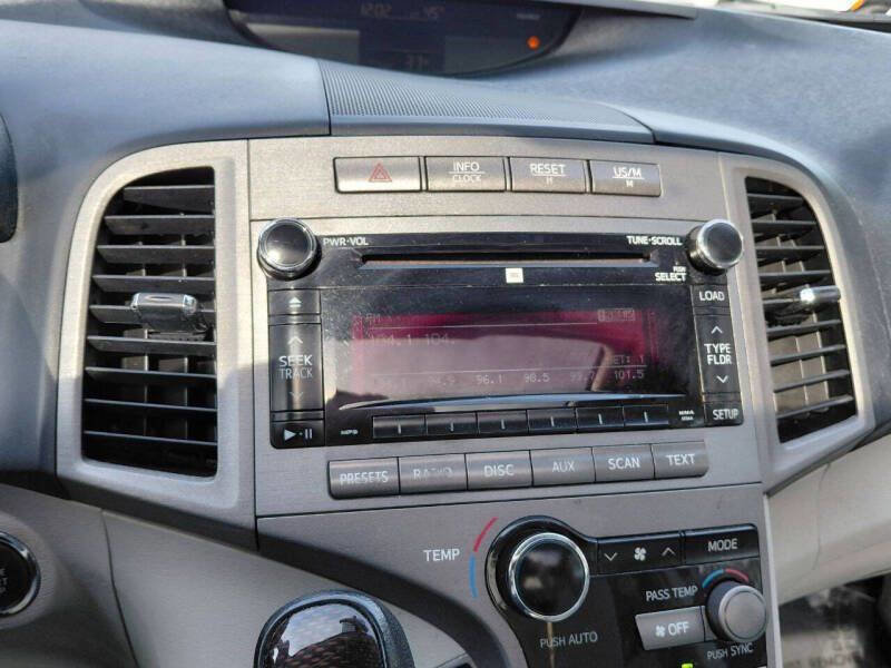 Used 2010 Toyota Venza image 20